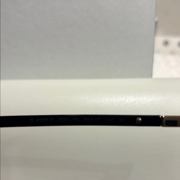 Burberry Black Sunglasses with Dark Gradient Lenses Brand New Authentic main image 5